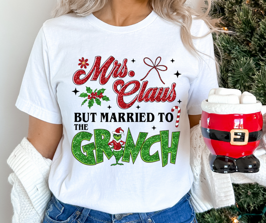 Married To The Grinch - DTF TRANSFER